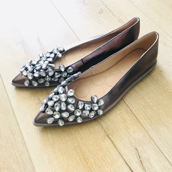 ♣️ NWOB ROSE METALLIC POINTY TOE EMBELLISH FLATS♠️ - Picture 2 of 4